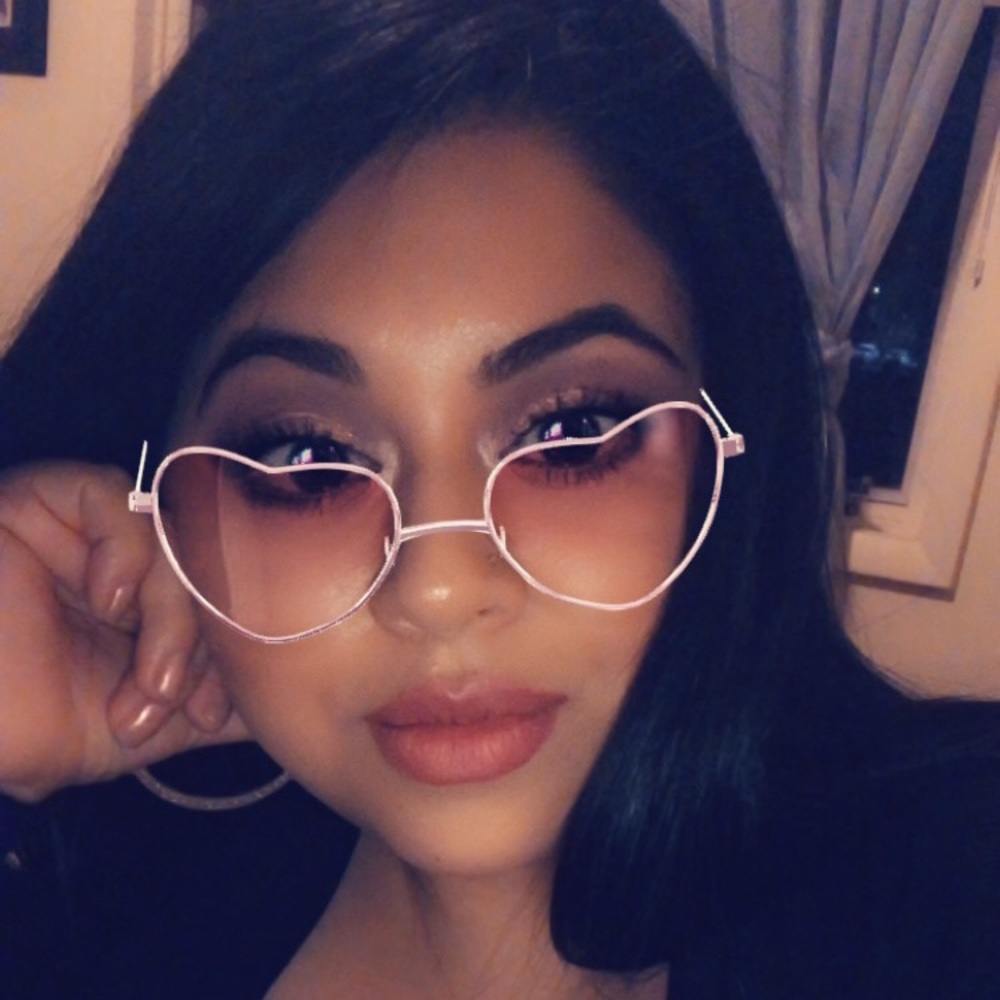 Meet your Posher, Ingrid